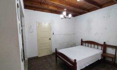 Propiedad con 4 unid. indep. Lote 500 m² Necochea