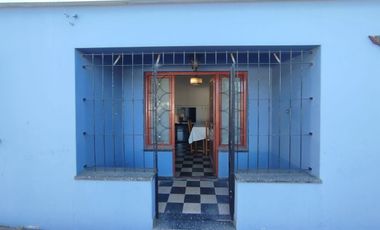 Propiedad con 4 unid. indep. Lote 500 m² Necochea