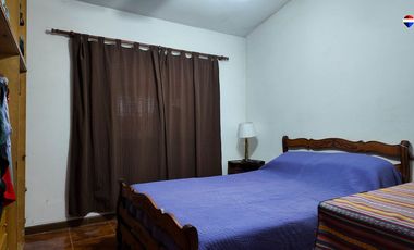 VENTA CASA 4 AMB COCHERA Y PATIO BERAZATEGUI
