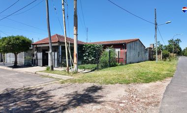 VENTA CASA 4 AMB COCHERA Y PATIO BERAZATEGUI