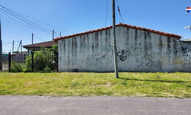VENTA CASA 4 AMB COCHERA Y PATIO BERAZATEGUI