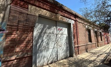 SE VENDE PROPIEDAD CON PROYECCION, CON AMPLIO TERRENO 731MT2