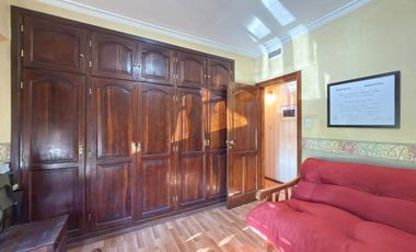VENTA IMPORTANTE CASA TRES DORMITORIOS TANDIL