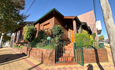 VENTA IMPORTANTE CASA TRES DORMITORIOS TANDIL
