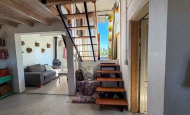 CASA BARRIO DOCENTE - ALVARADO Y LAS AMAPOLAS