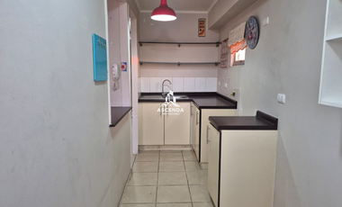 ARRIENDO 3 DORMITORIOS 1 BAÑO CON ESTACIONAMIENTO