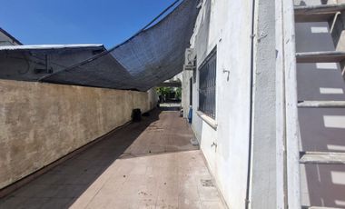 CASA 4 AMBIENTES VENTA EZEIZA  PATIO APTO CREDITO