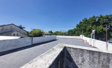 CASA 4 AMBIENTES VENTA EZEIZA  PATIO APTO CREDITO