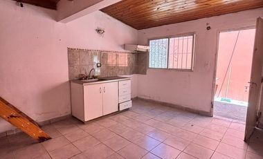 Deptos 2 ambientes en block en Rafael Calzada