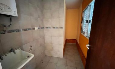 VENTA CASA + DPTO + LOCAL EN PILAR SANTA FE