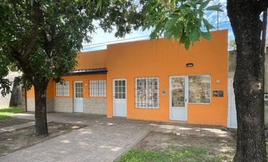 VENTA CASA + DPTO + LOCAL EN PILAR SANTA FE