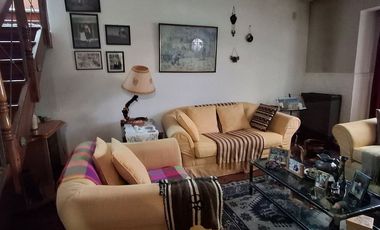 ALQUILER CASA 3 AMBIENTES EXCELENTE ESTADO