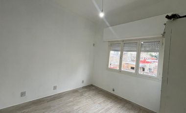 VENTA P.A SOBRE BV. GALVEZ AL 1900. IMPECABLE
