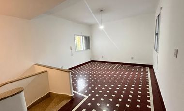 VENTA P.A SOBRE BV. GALVEZ AL 1900. IMPECABLE