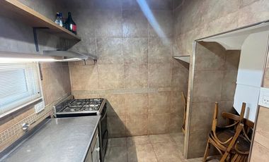 VENTA P.A SOBRE BV. GALVEZ AL 1900. IMPECABLE