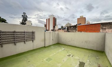 VENTA P.A SOBRE BV. GALVEZ AL 1900. IMPECABLE