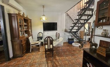 VENTA CASA 3 AMBIENTES Y MEDIO BARRIO TIEMPO LIBRE