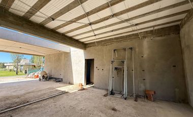 Casa en Venta en Miralagos I de  3 Dormitorios