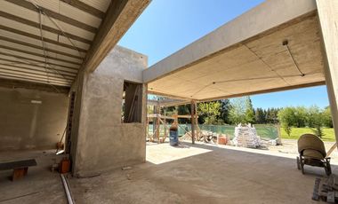 Casa en Venta en Miralagos I de  3 Dormitorios