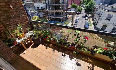 VENTA DEPTO 3 AMB AL FRENTE CON BALCÓN QUILMES