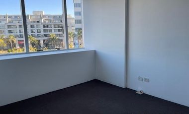 Oficina de 44 m2 cubiertos, en alquiler en  Puerta Norte, Nordelta