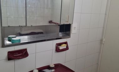 Alquiler excelente 2 ambientes apto profesional próximo a Plaza San Martín y Retiro.
