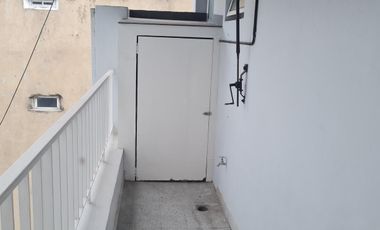 Alquiler excelente 2 ambientes apto profesional próximo a Plaza San Martín y Retiro.