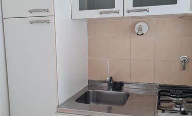 Alquiler excelente 2 ambientes apto profesional próximo a Plaza San Martín y Retiro.