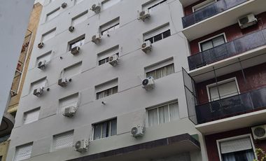Alquiler excelente 2 ambientes apto profesional próximo a Plaza San Martín y Retiro.