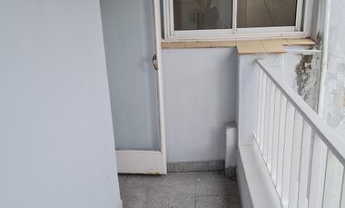 Alquiler excelente 2 ambientes apto profesional próximo a Plaza San Martín y Retiro.