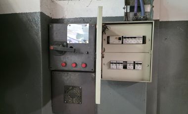 Venta Galpón en  Adrogue en Zona Comercial