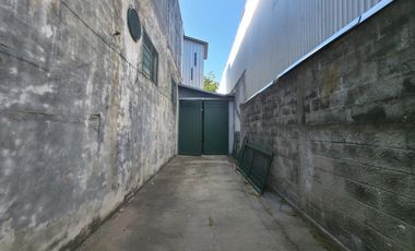 Venta Galpón en  Adrogue en Zona Comercial