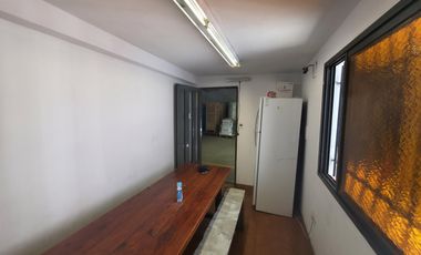 Venta Galpón en  Adrogue en Zona Comercial