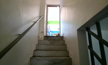 Venta Galpón en  Adrogue en Zona Comercial