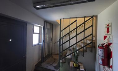 Venta Galpón en  Adrogue en Zona Comercial