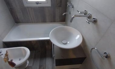 Departamento  2 amb. en Banfield Este