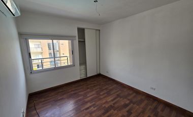 En Alquiler | Departamento 3 Ambientes en Complejo La Palmera | Moreno Lado Norte | Con Cochera