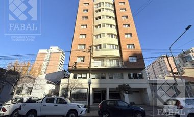 Departamento alquiler Centro, 2 dormitorios, baño y cochera