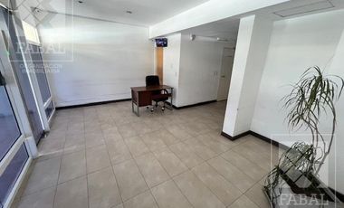 Departamento alquiler Centro, 2 dormitorios, baño y cochera
