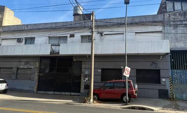 Depósito en Alquiler de 1.296 cub - San Andres - ALQUILADO