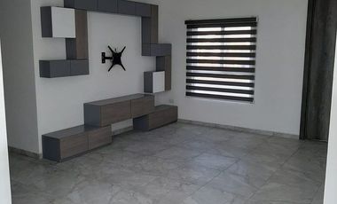 CASA EN RENTA EN ESQUINA LOMAS DE ANGELOPOLIS PUEBLA