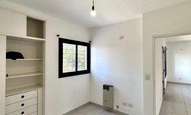 Departamento en Venta de 2 Ambientes. Con cochera. Zárate