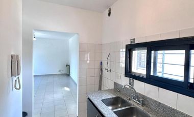 Departamento en Venta de 2 Ambientes. Con cochera. Zárate