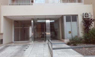 Departamento 2 amb. con cochera