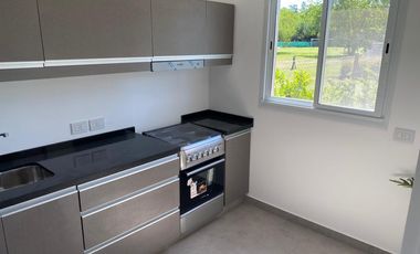Casa  en Venta 4 ambientes con Jardín en Decs Tortugas