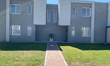Casa  en Venta 4 ambientes con Jardín en Decs Tortugas