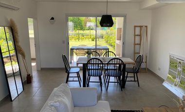 Casa  en Venta 4 ambientes con Jardín en Decs Tortugas