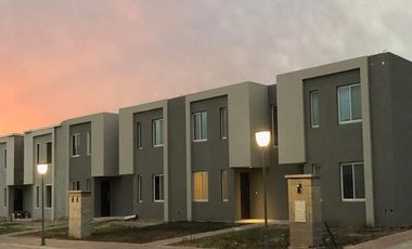 Casa  en Venta 4 ambientes con Jardín en Decs Tortugas