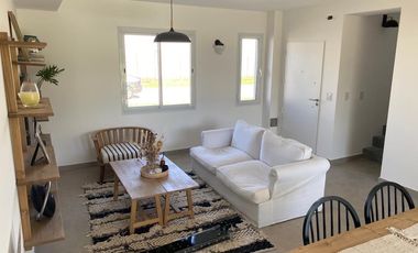 Casa  en Venta 4 ambientes con Jardín en Decs Tortugas