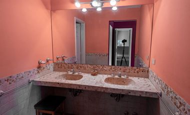 Venta casa de 4 dormitorios en  Bella Vista, Barrio Villa Victoria